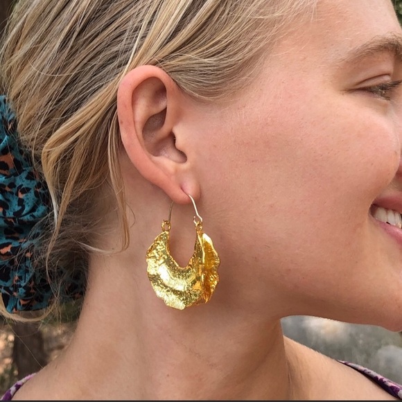 Texture Hoop Earrings! - Picture 7 of 7